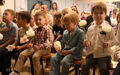 Праздник для любимых мам